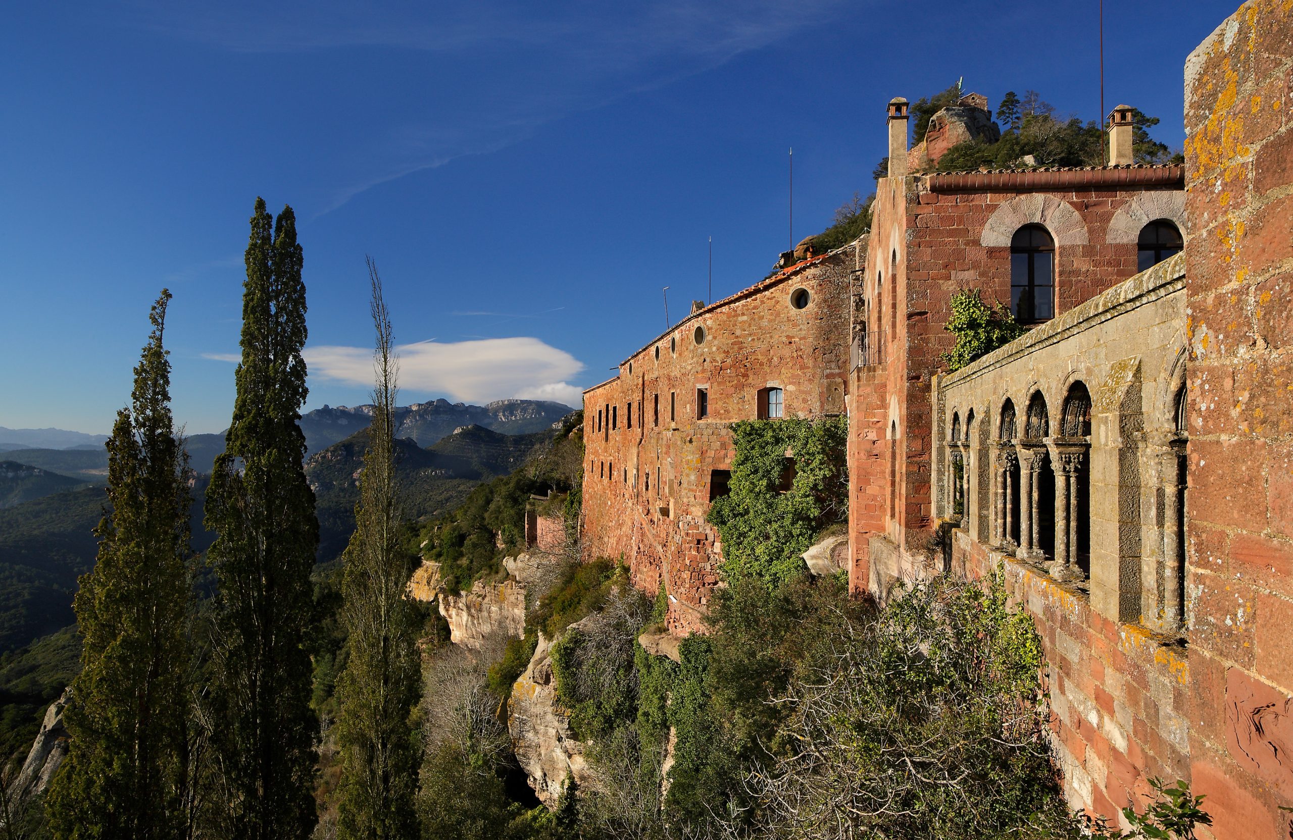 Camins amarats d’història