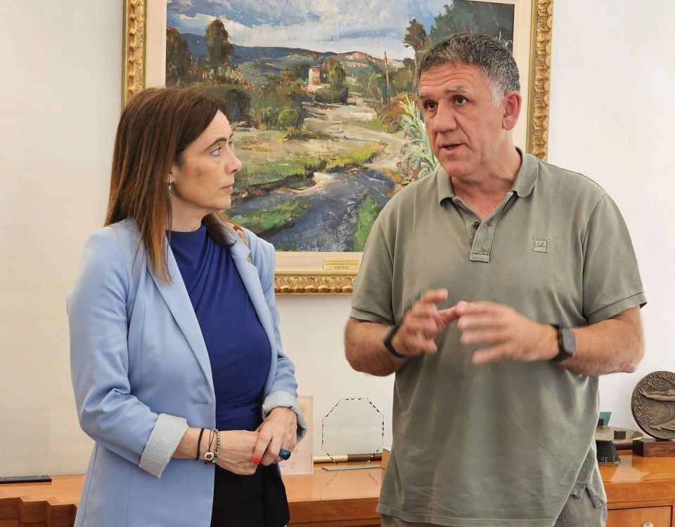 Trobada entre el president del Consell Comarcal i l'alcaldessa de Reus
