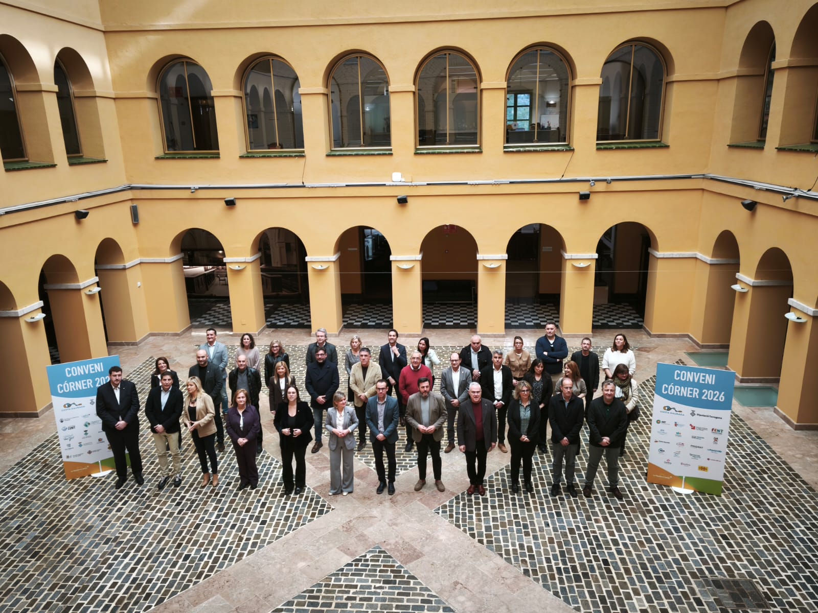 Signatura Conveni Còrner 2026